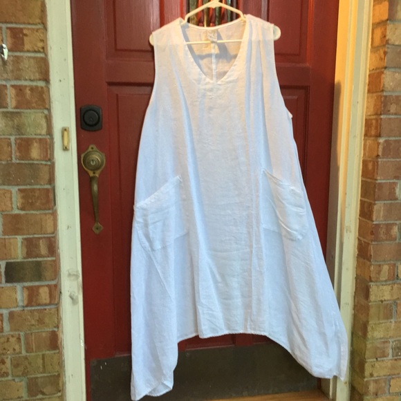 la fixsun Dresses & Skirts - One day SALE! La Fixsun dress L white A line